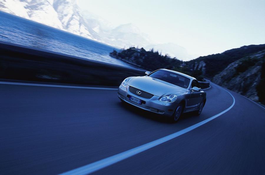  Lexus SC430 2002 года  (фото 15 из 28)